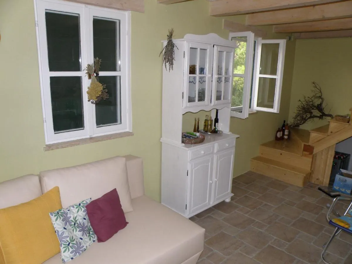 Сasa de vacaciones Losinj House Robinzon Studencic Island Losinj Čunski